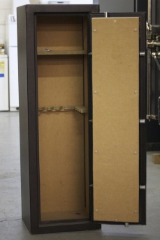 Trade Show Used Amsec TF5517 Gun Safe with Mechanical Lock
